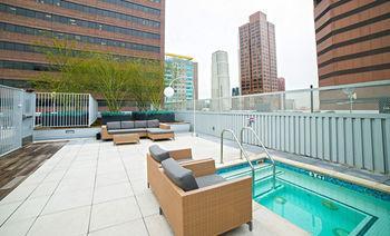 Hotel C. Allen Suites Los Angeles