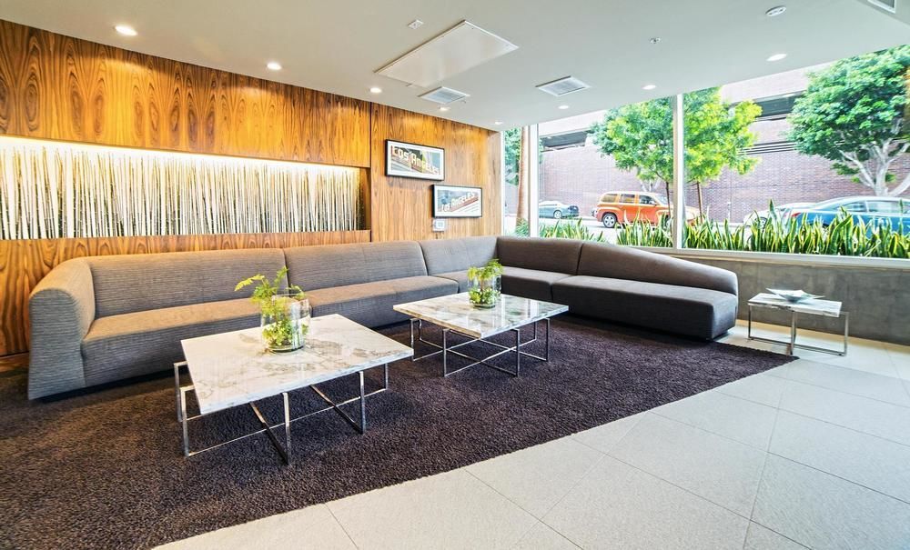C. Allen Suites 3* Los Angeles