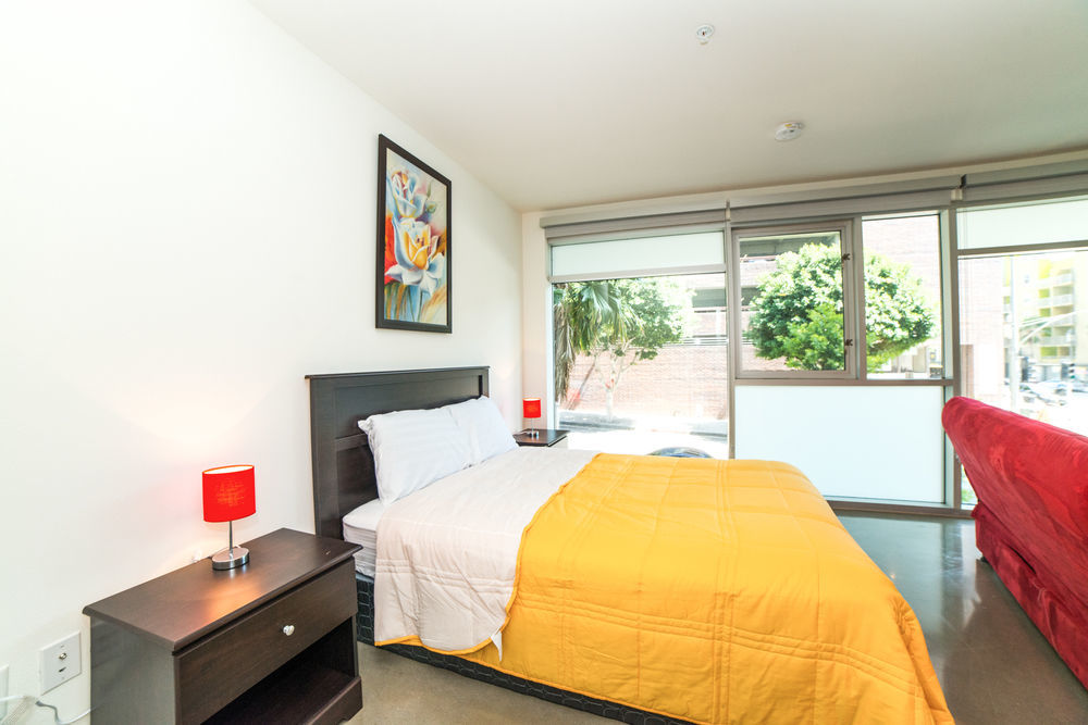 C. Allen Suites 3*