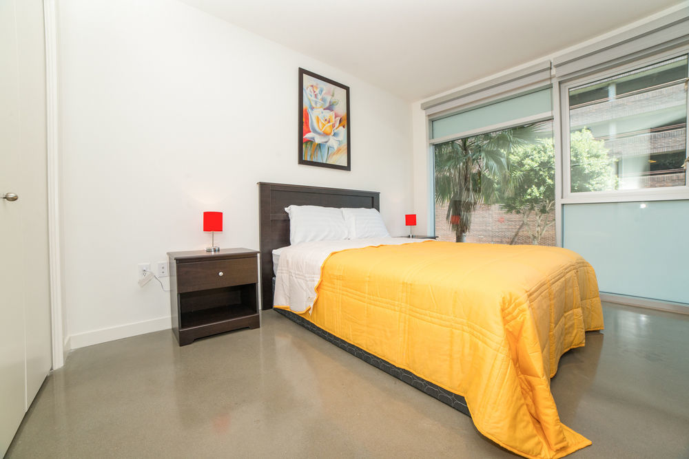 C. Allen Suites Hotel 3*