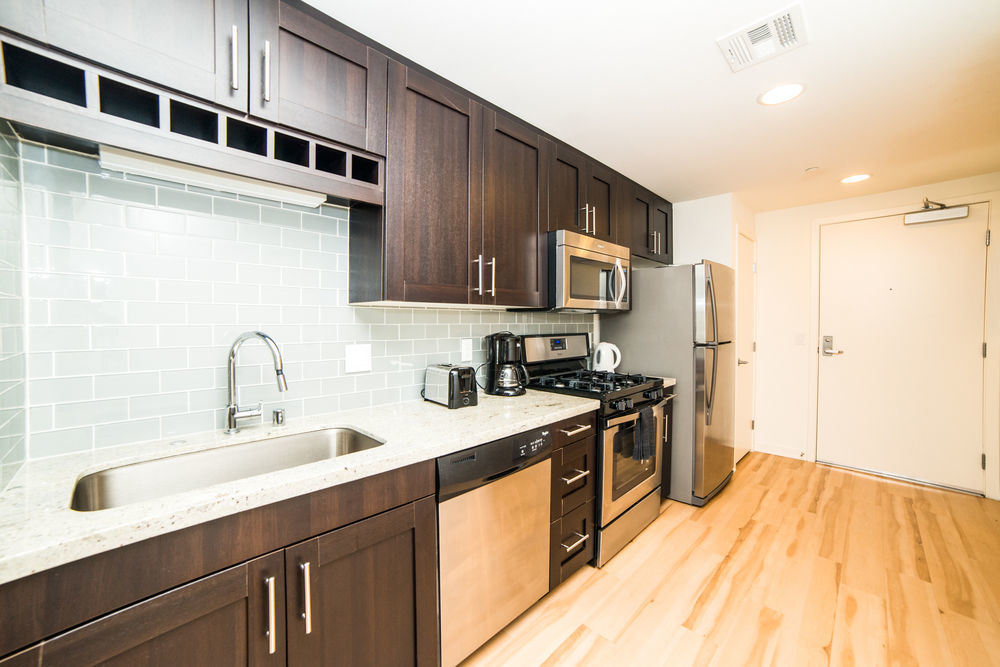 Hotel C. Allen Suites