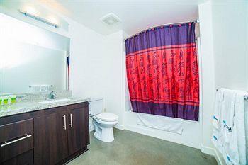 Hotel C. Allen Suites 3*