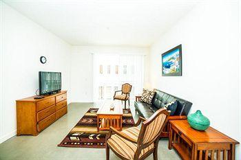 Hotel C. Allen Suites Los Angeles
