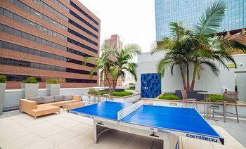 Hotel C. Allen Suites Los Angeles